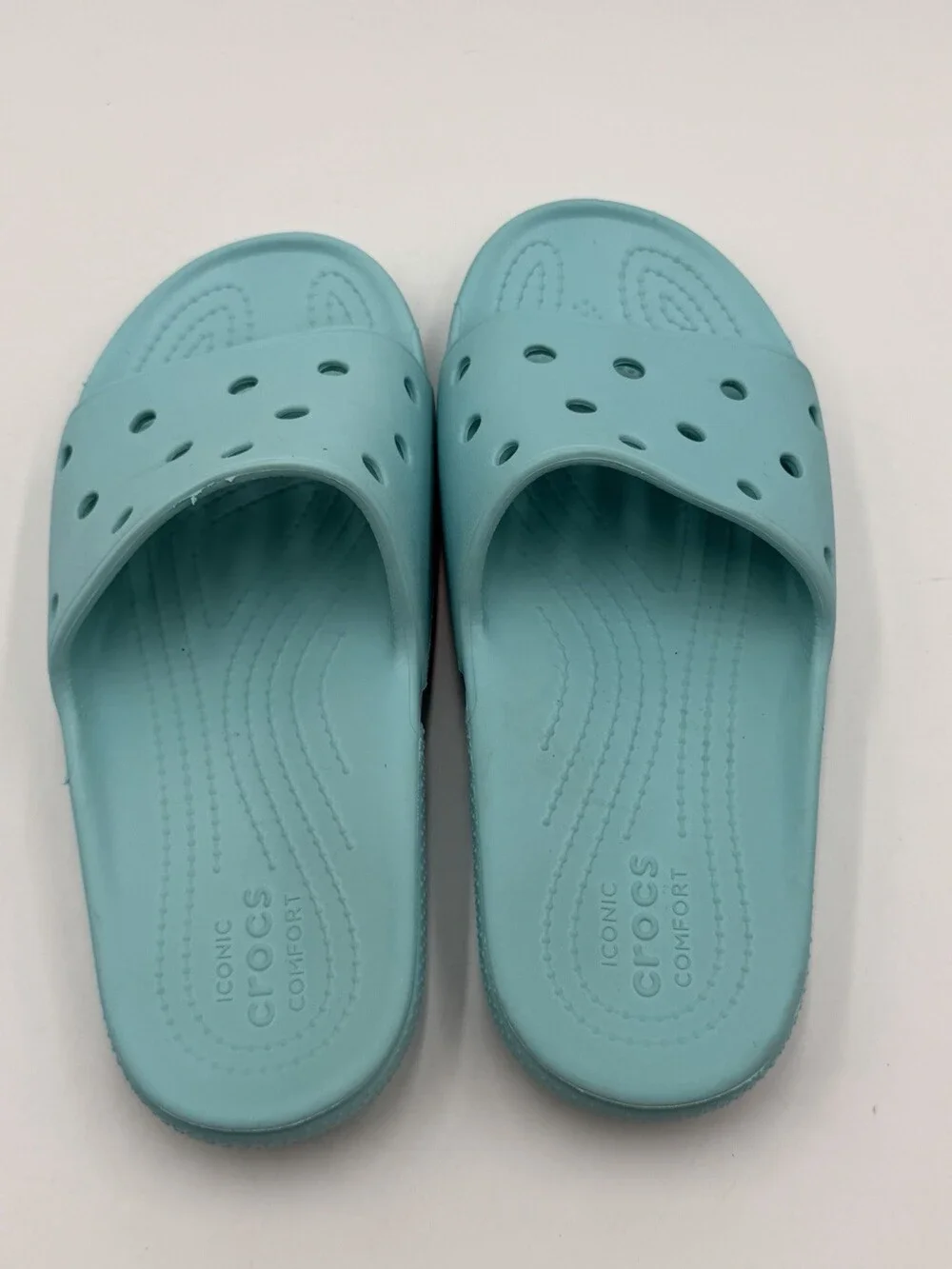 Crocs Classic Slide Teal Women’s Size 9  Blue Slip On Slides Sandals Shoes